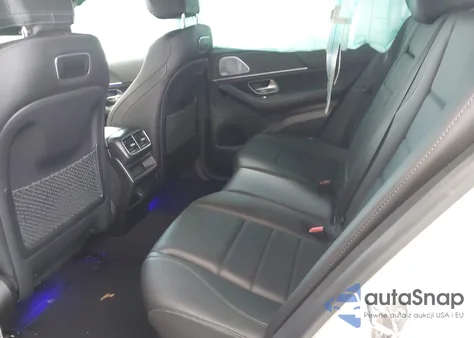 2018 Mercedes-Benz C 300 from USA, damaged, VIN WDDWF4JBXJR407116